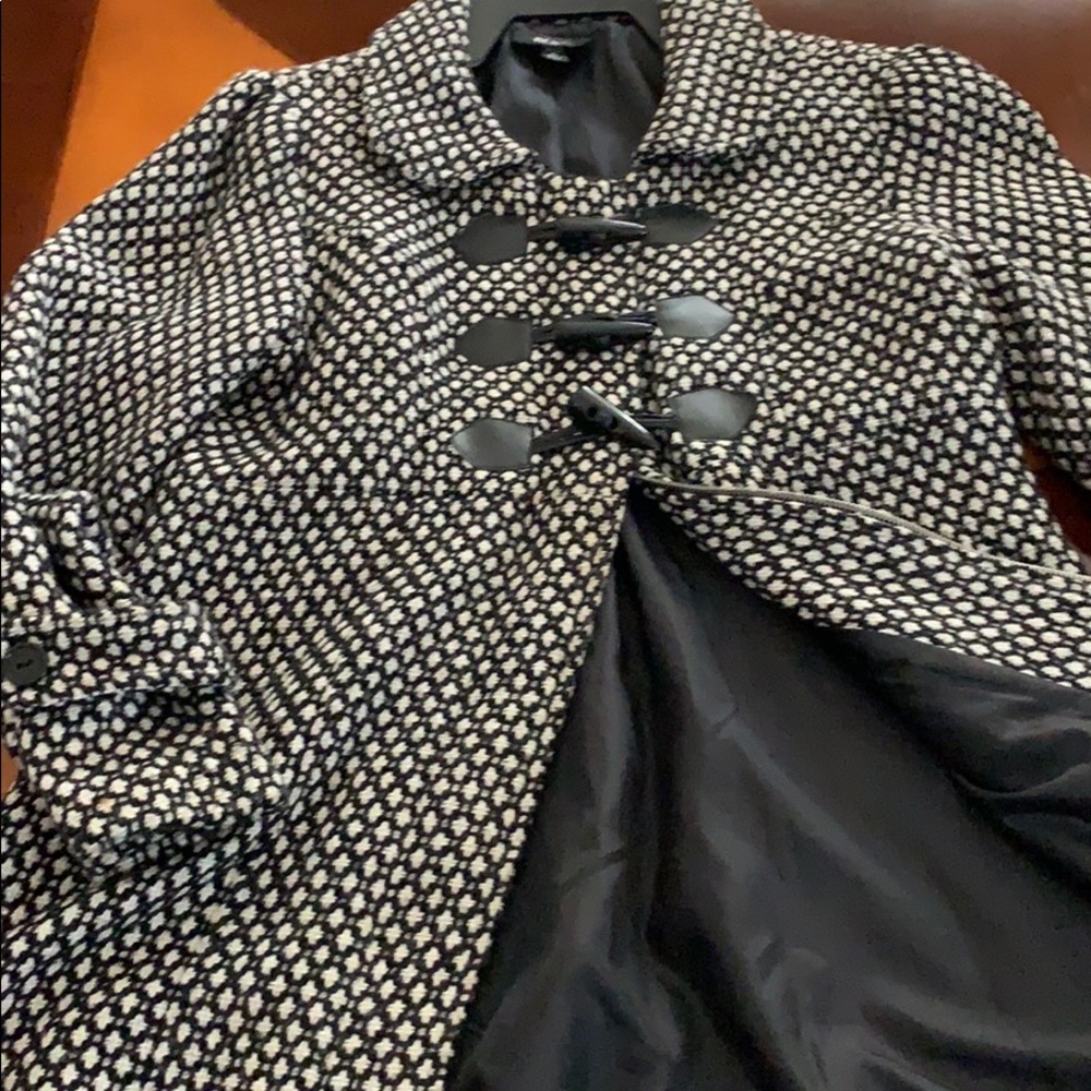 Jacket - Picture 3 of 8